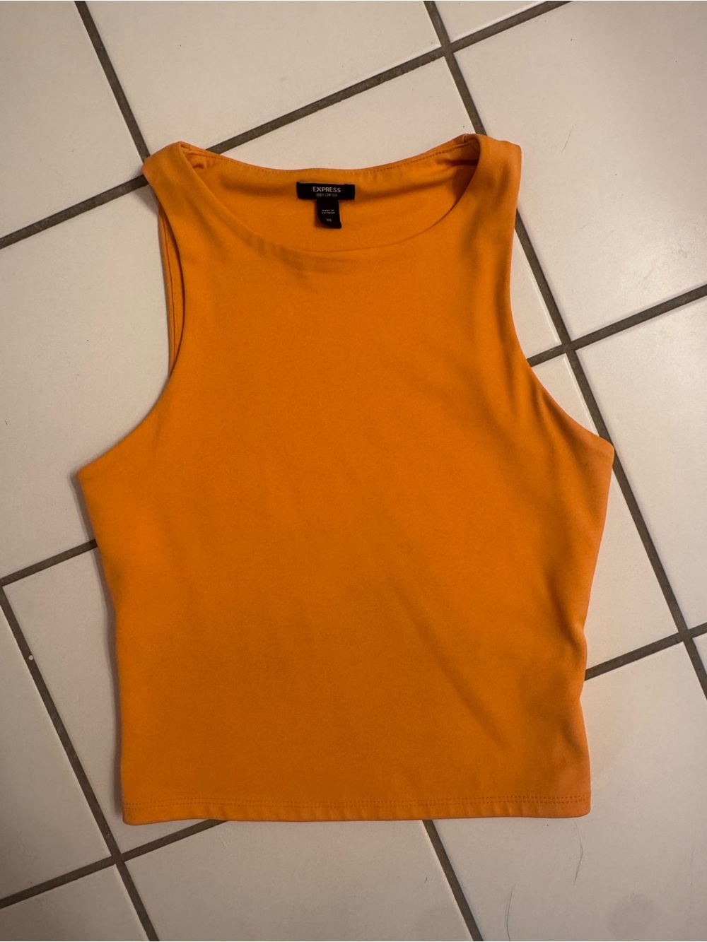 Express Body Contour Cropped Tank